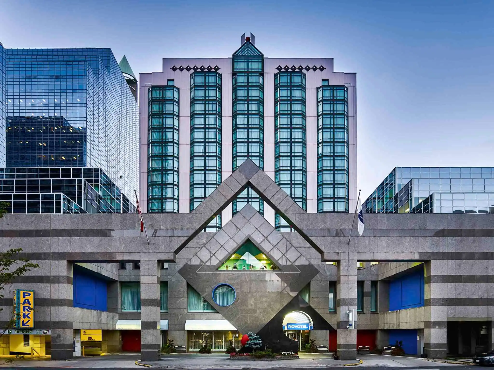 Novotel Toronto